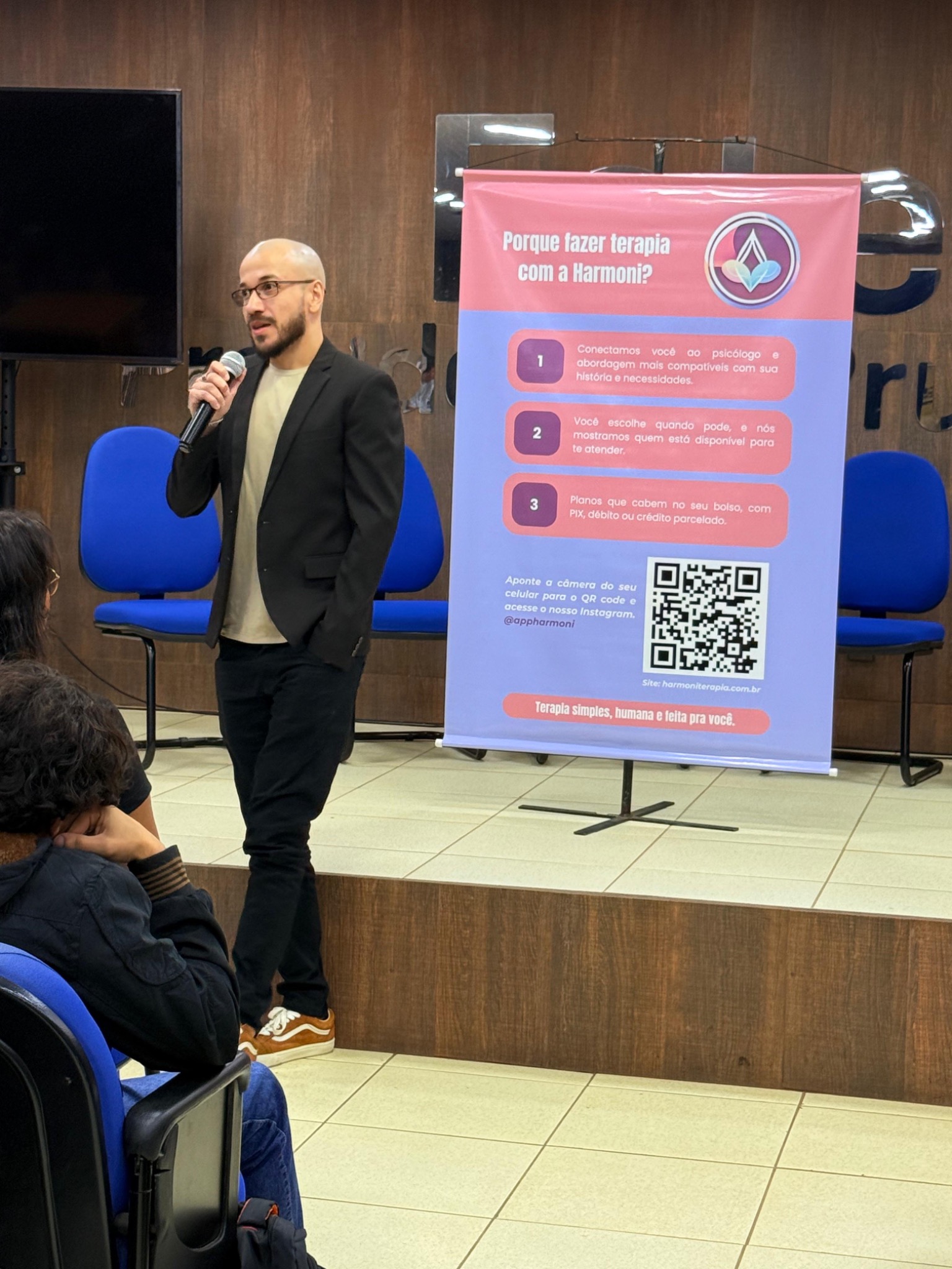 Palestrando sobre Harmoni